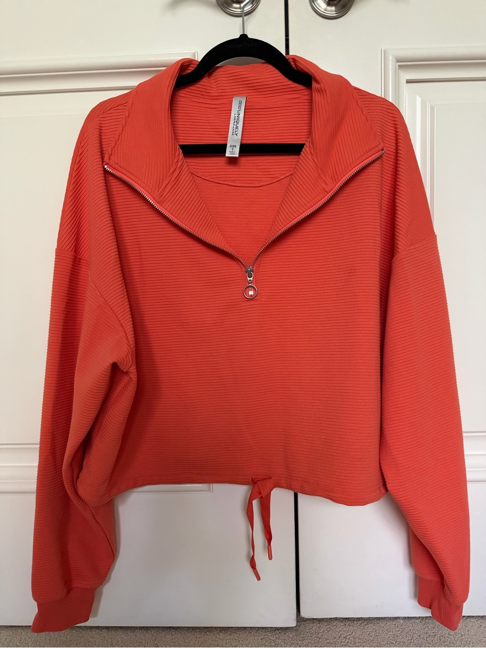Lorna Jane Coral Half-Zip Cropped Pullover